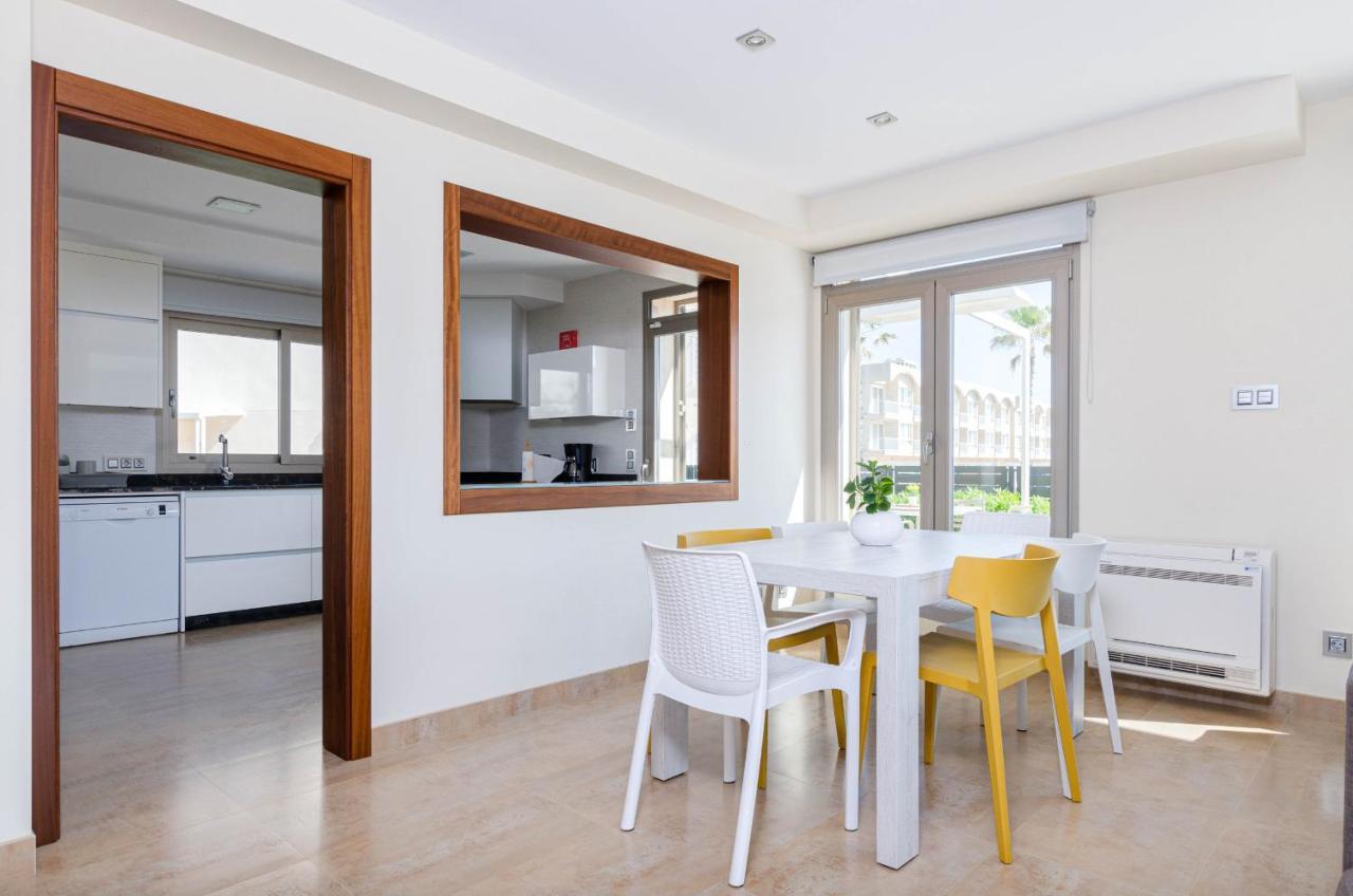 Yourhouse Antonia, Sea View House With Terrace Holiday home